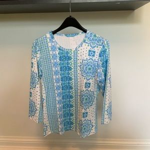 J. McLaughlin Blue and Green Patterned 3/4 Sleeve Top